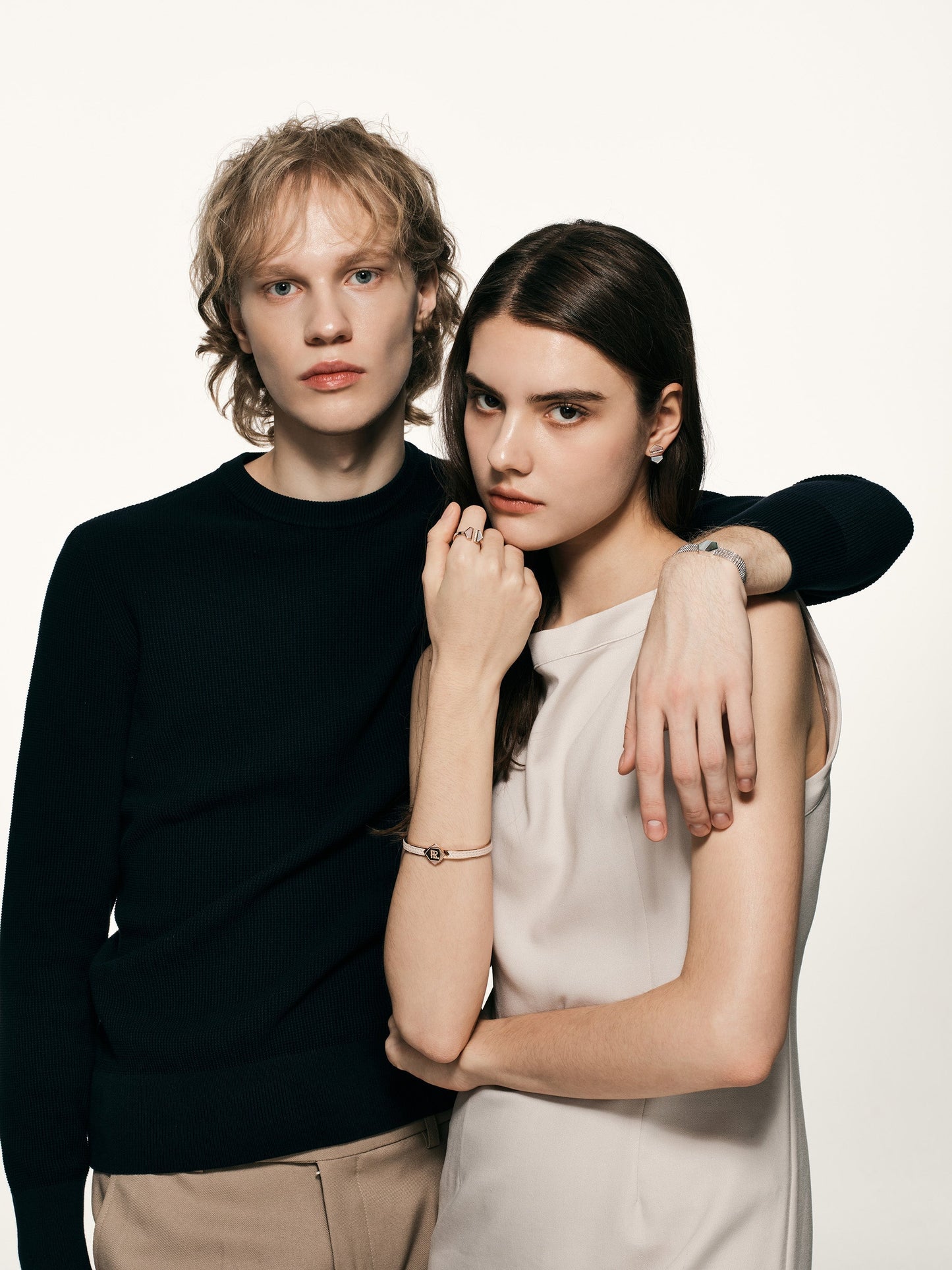 VOID Filled By You Boucle d'Oreilles, Petit, Nacre Blanc