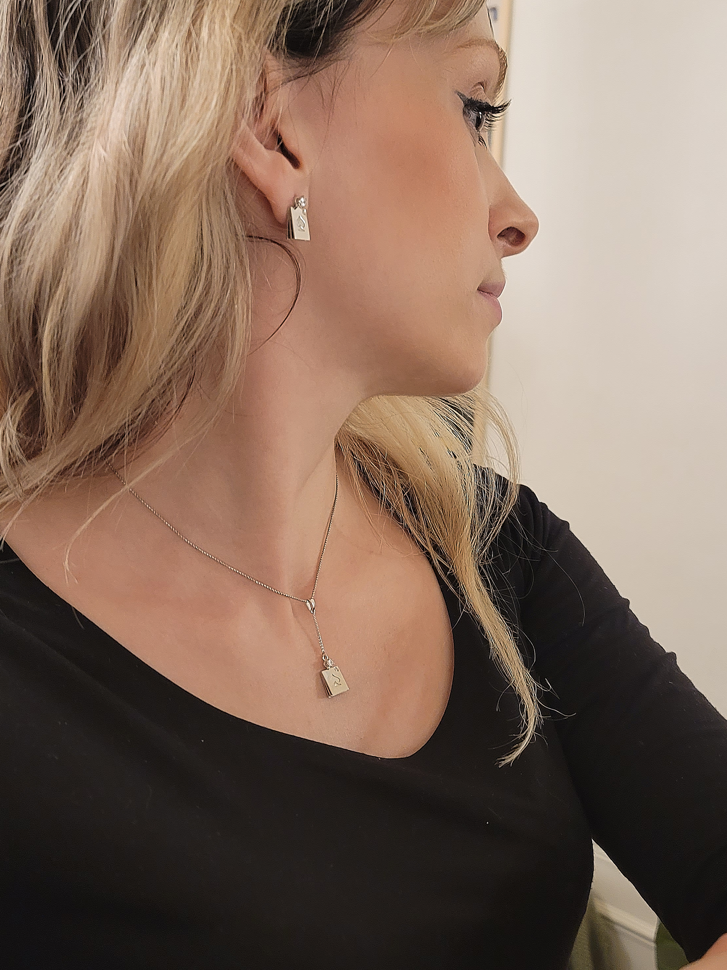 Alice Boucle d'oreilles, Pique