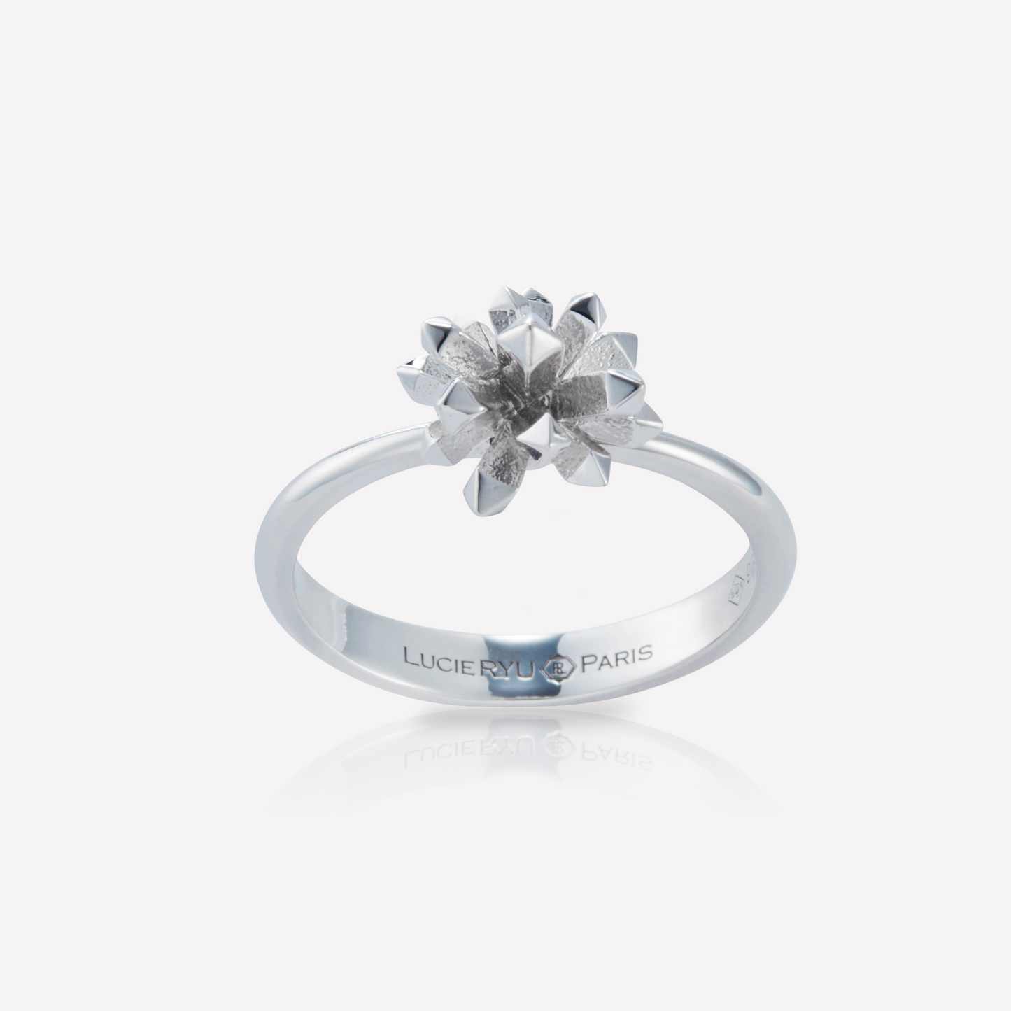 Le Quartz Bague, Grand