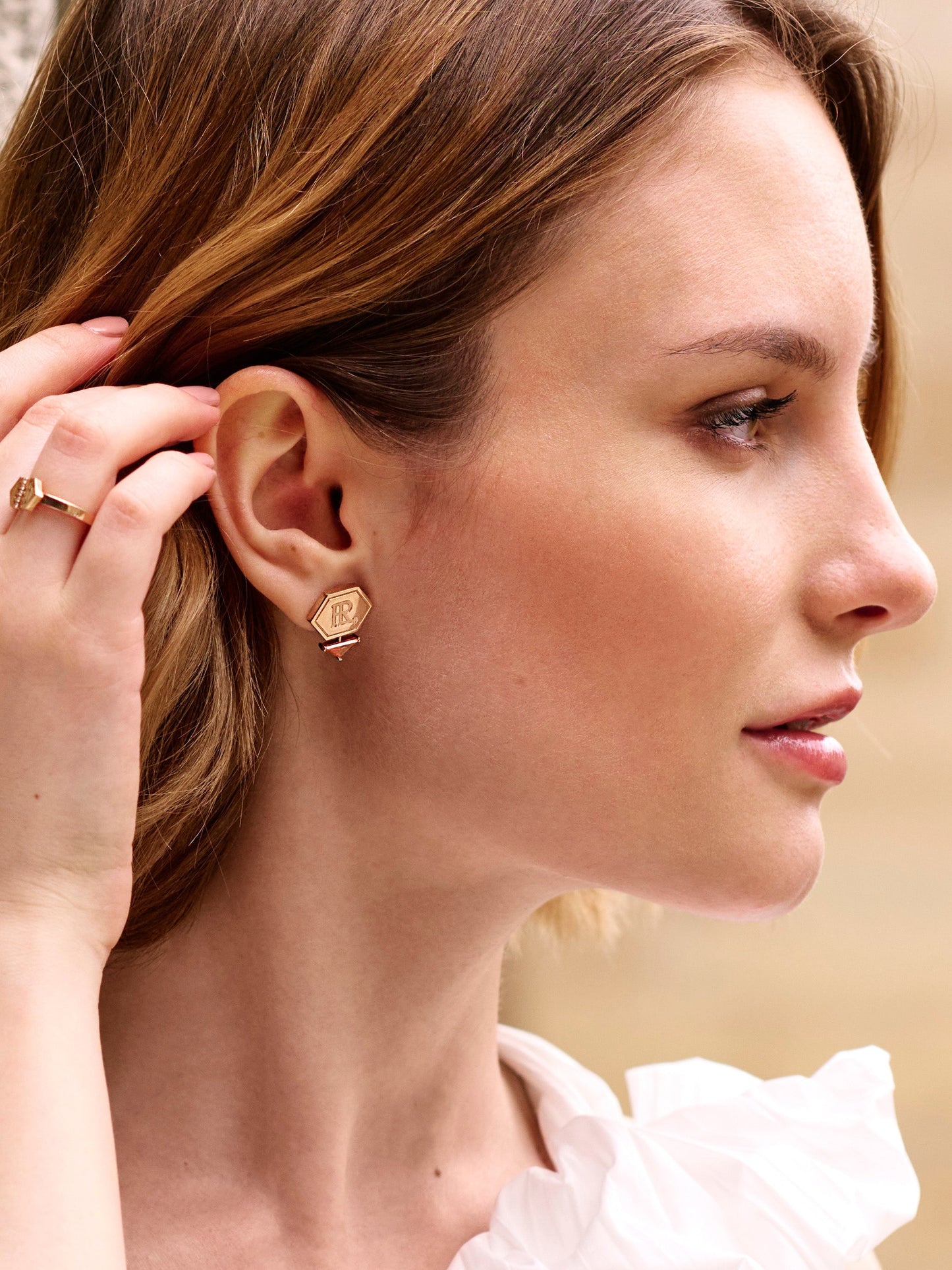 VOID Filled By You Bague, Grand, Opale Rose&Nacre Blanc, Diamant