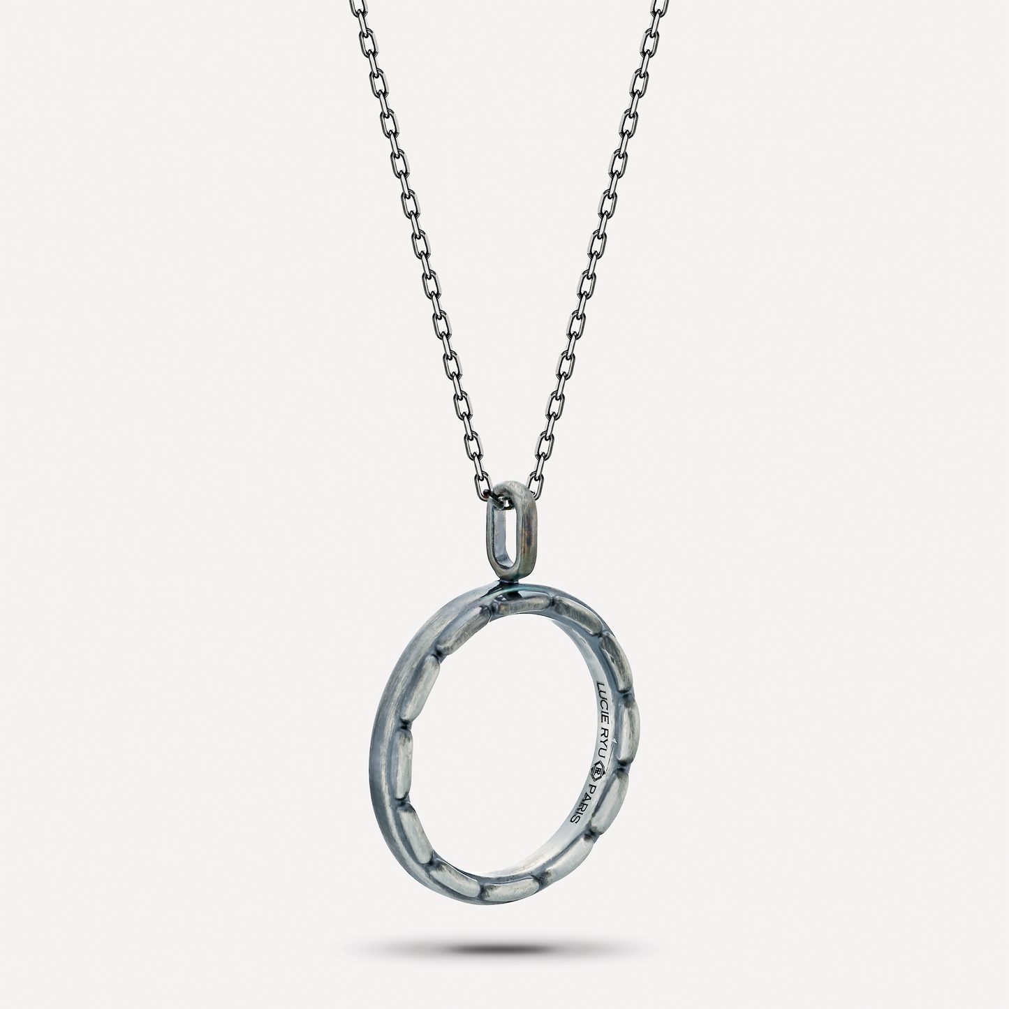 Twined Stitch, Collier