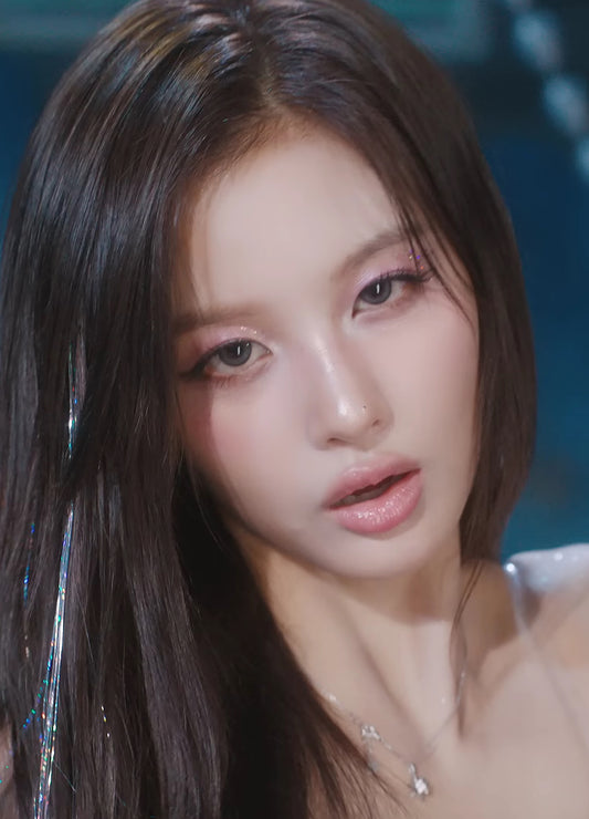 NMIXX SullYoon with Le Quartz