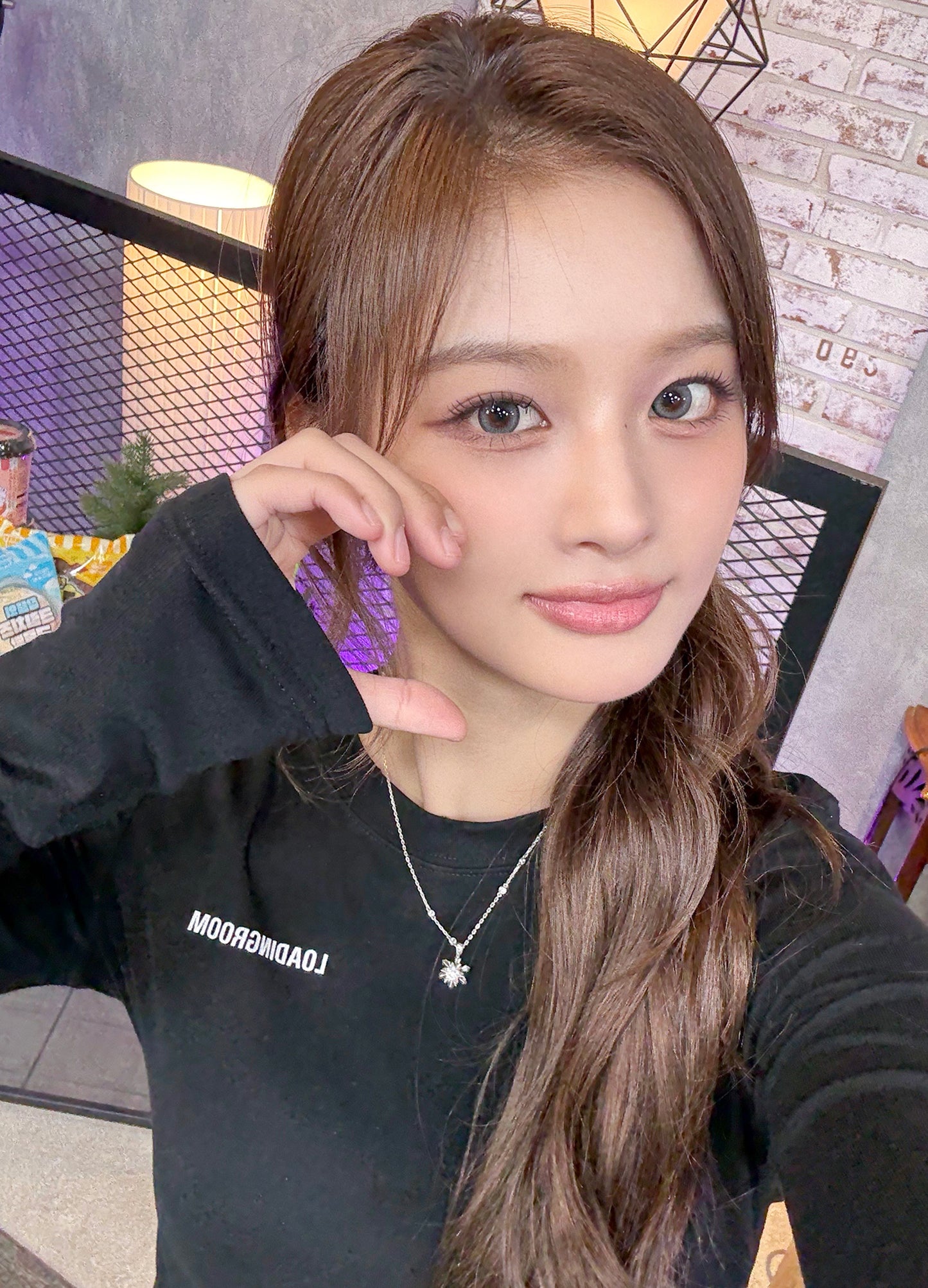 NMIXX SullYoon with Le Quartz