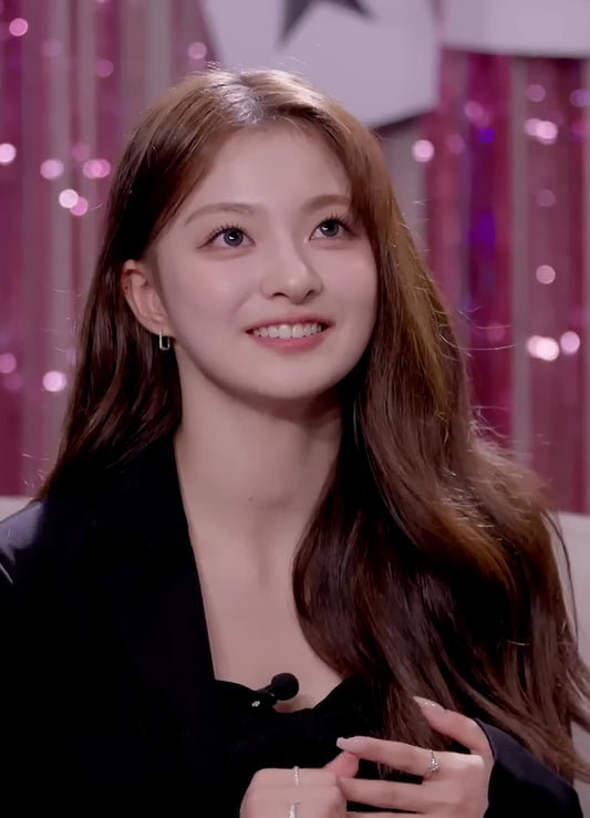 Fromis__9 LEE Nagyung with Le Quartz