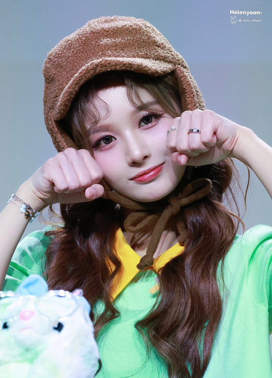 NMIXX Sullyoon with Twined