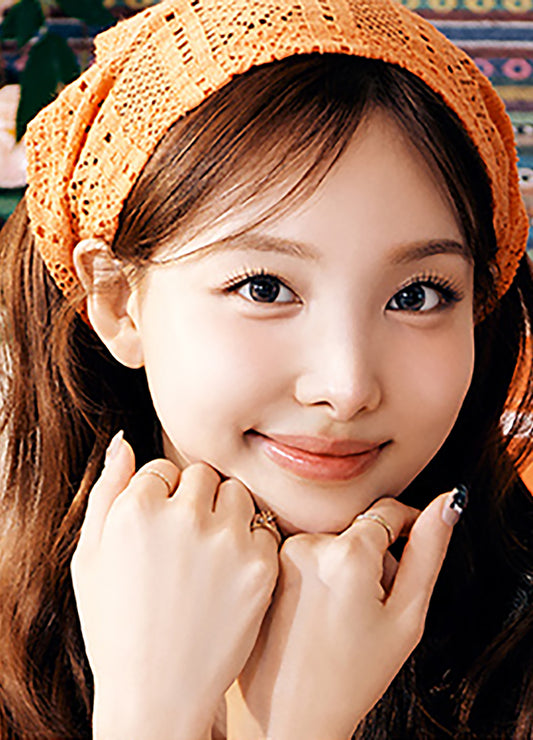 TWICE Nayeon with Le Quartz